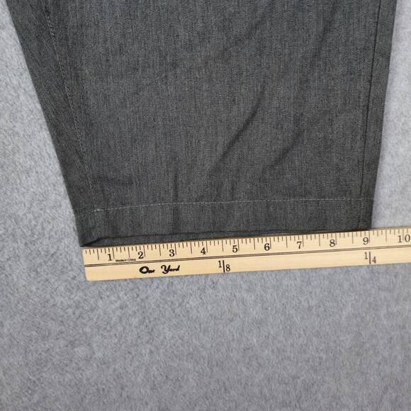 NWT Volcom Mens 29 Charcoal Gray Flat Front Chino Golf Shorts - Picture 14 of 15